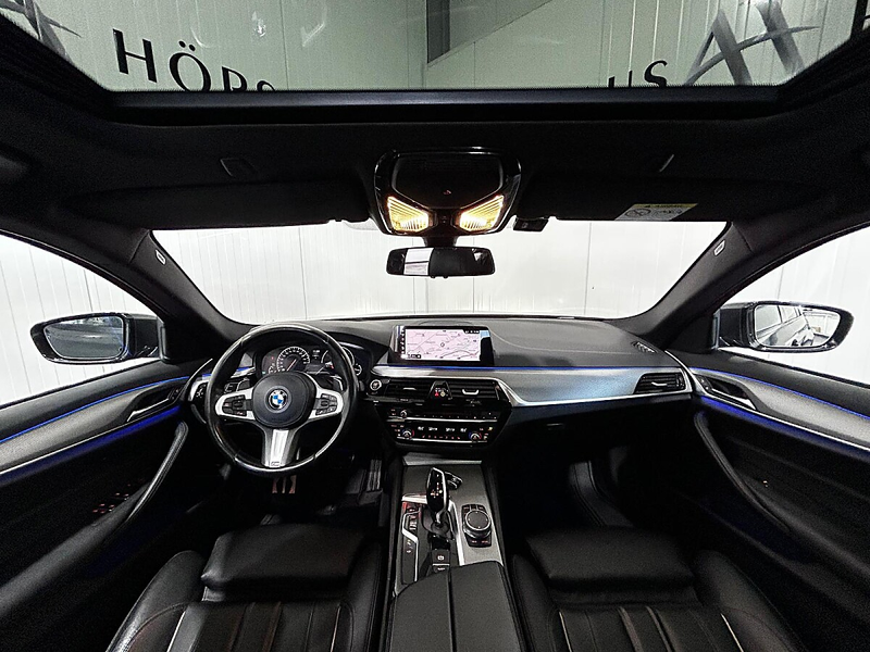 BMW 518 d Aut.//M-Paket//SCHIEBEDACH//HEAD-UP//MEMORY//... — photo 8