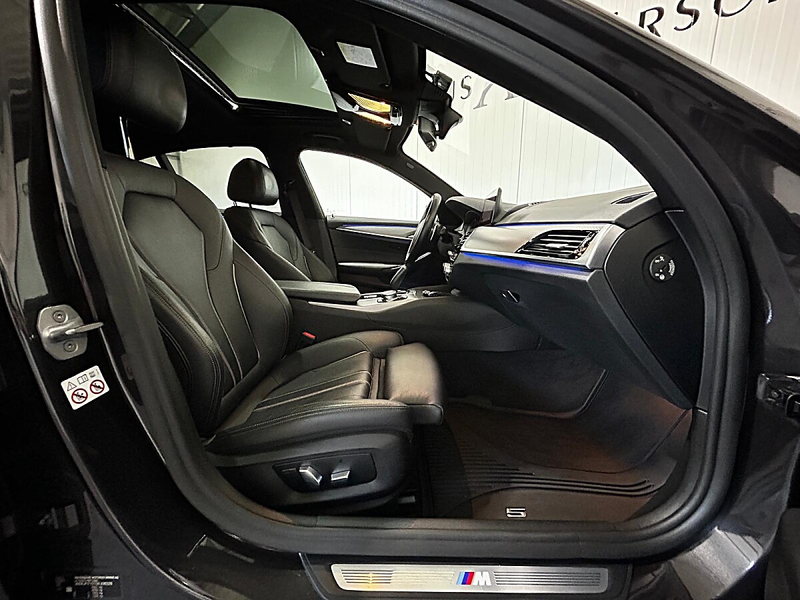 BMW 518 d Aut.//M-Paket//SCHIEBEDACH//HEAD-UP//MEMORY//... — photo 14
