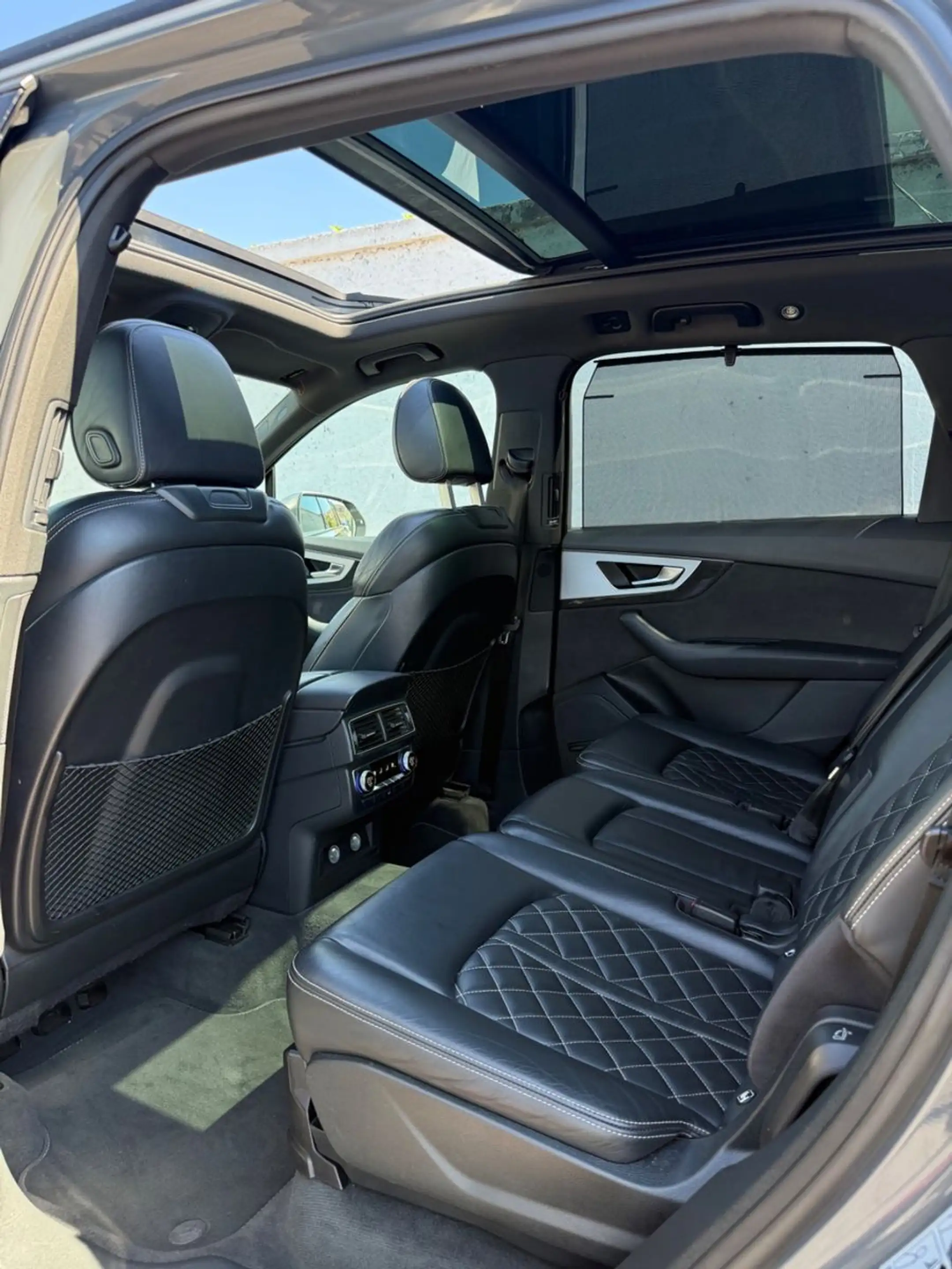 Audi SQ7 4.0TDI Exklusive Virtual Cockpit,Pano,HeadUp — photo 12