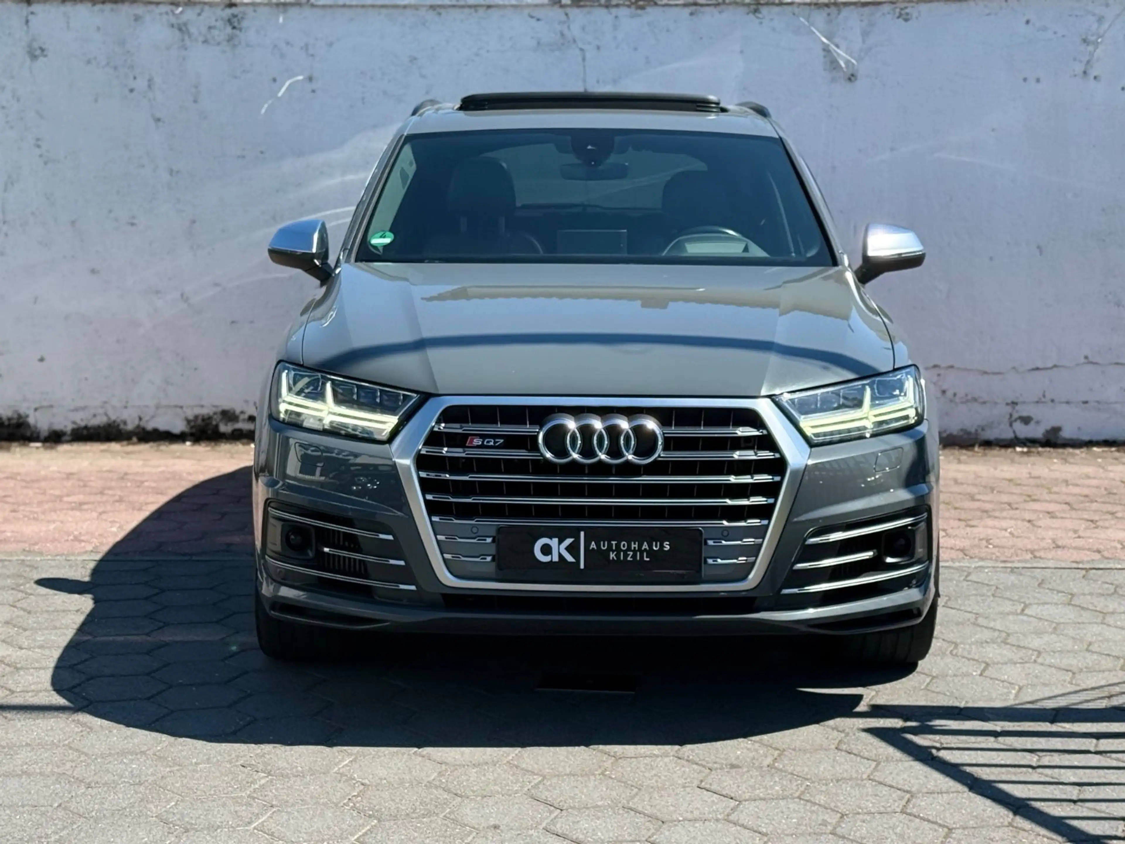 Audi SQ7 4.0TDI Exklusive Virtual Cockpit,Pano,HeadUp — photo 2