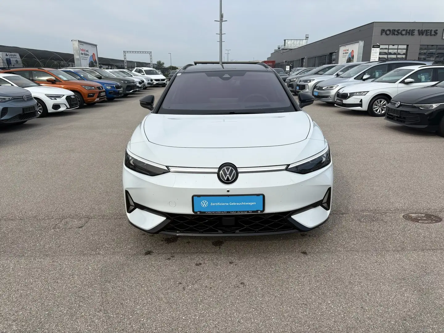 Volkswagen ID.7 Tourer GTX 4MOTION 250 kW Business Weiß - 2