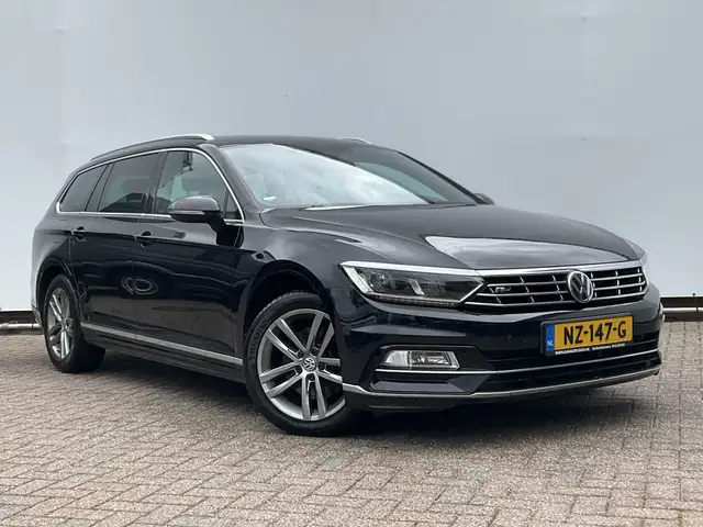 Volkswagen Passat view 15