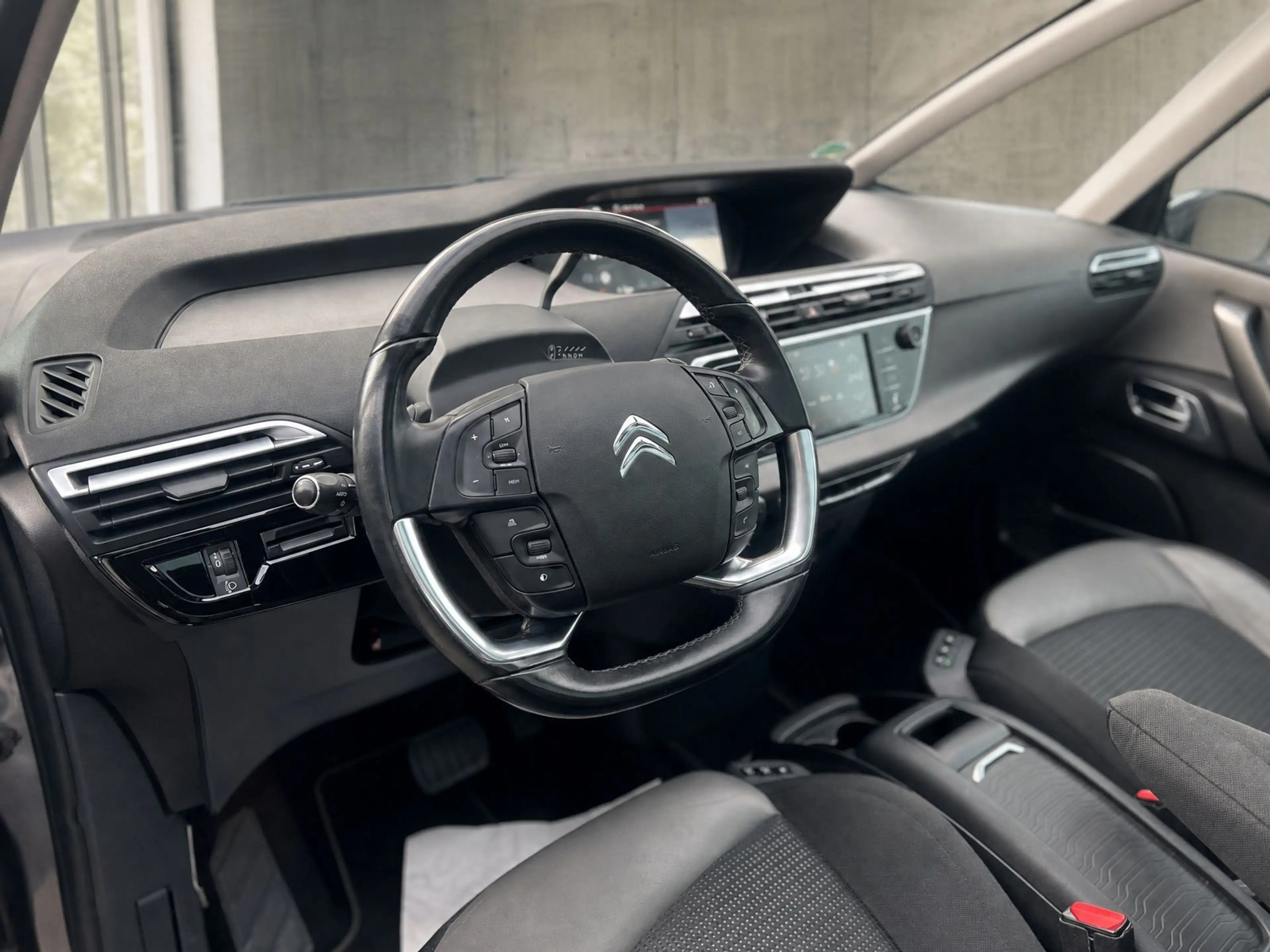Citroen Grand C4 Picasso *360°*RFK*DAB*Navi*LED*7-Sitzer* — photo 13