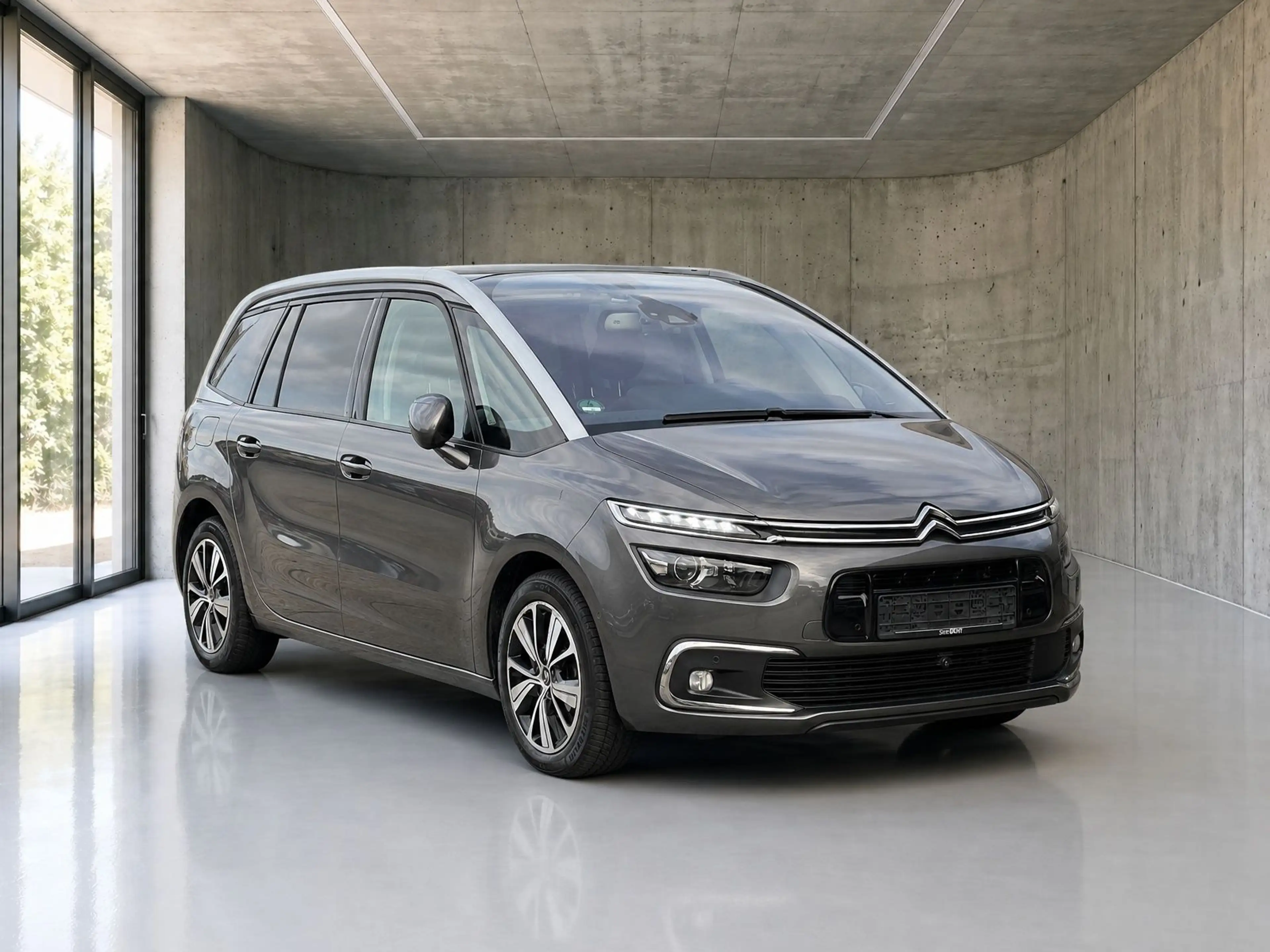 Citroen Grand C4 Picasso *360°*RFK*DAB*Navi*LED*7-Sitzer* — photo 3