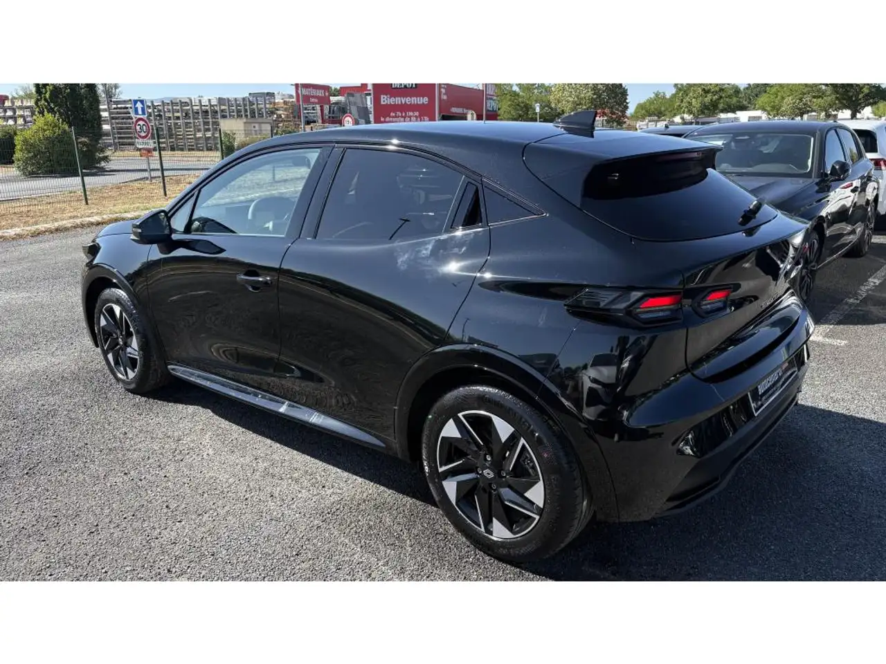 Renault Clio Citadine 5 portes — photo 4