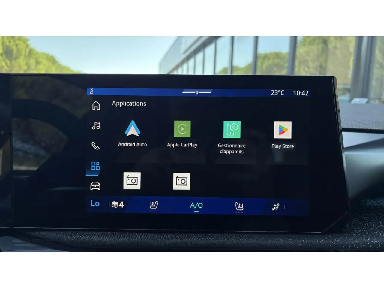 Renault Clio Citadine 5 portes — photo 11