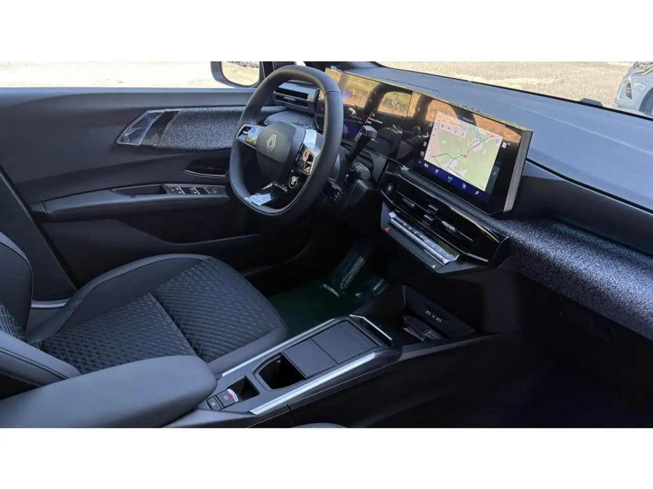 Renault Clio Citadine 5 portes — photo 21