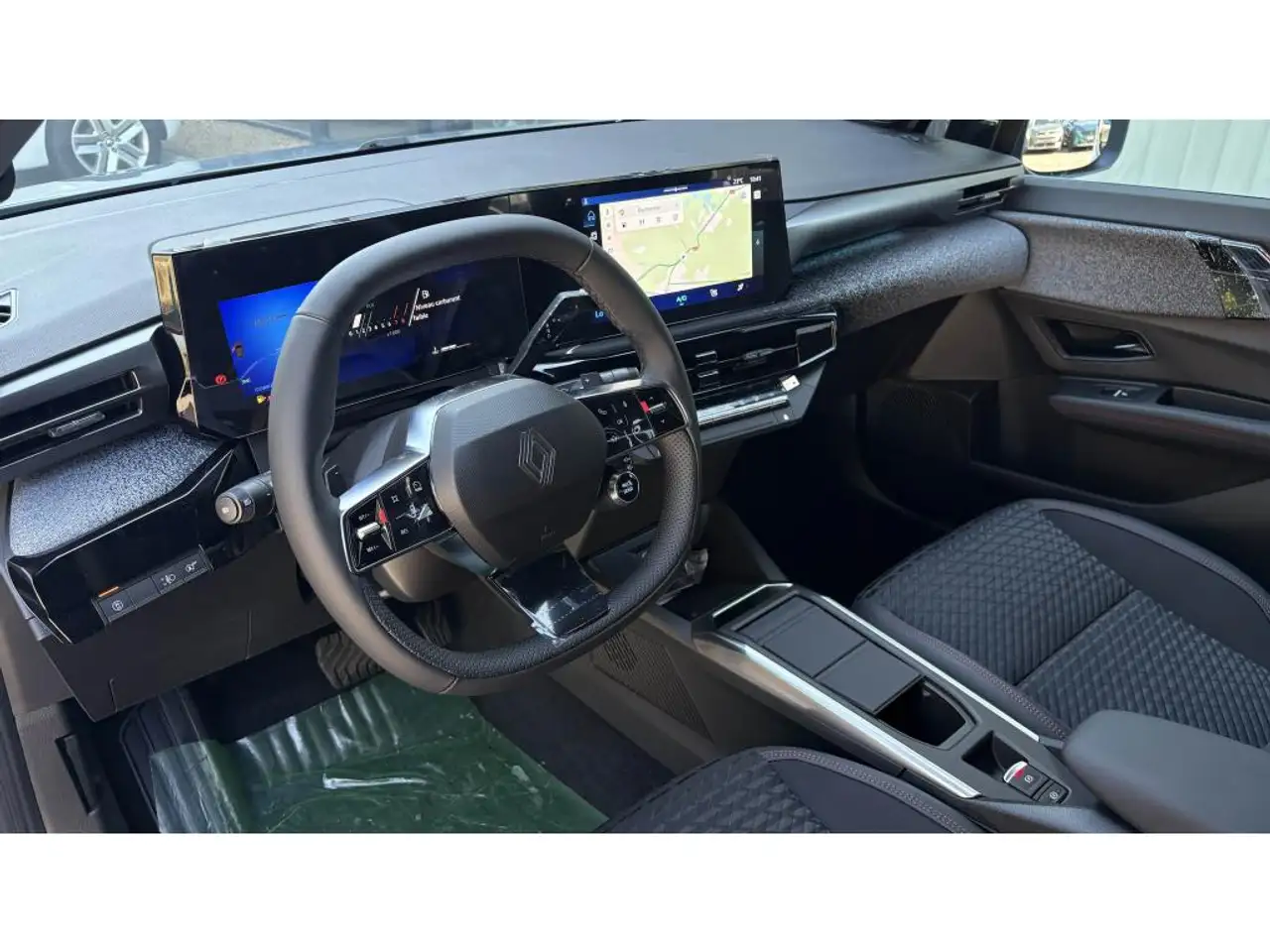 Renault Clio Citadine 5 portes — photo 5
