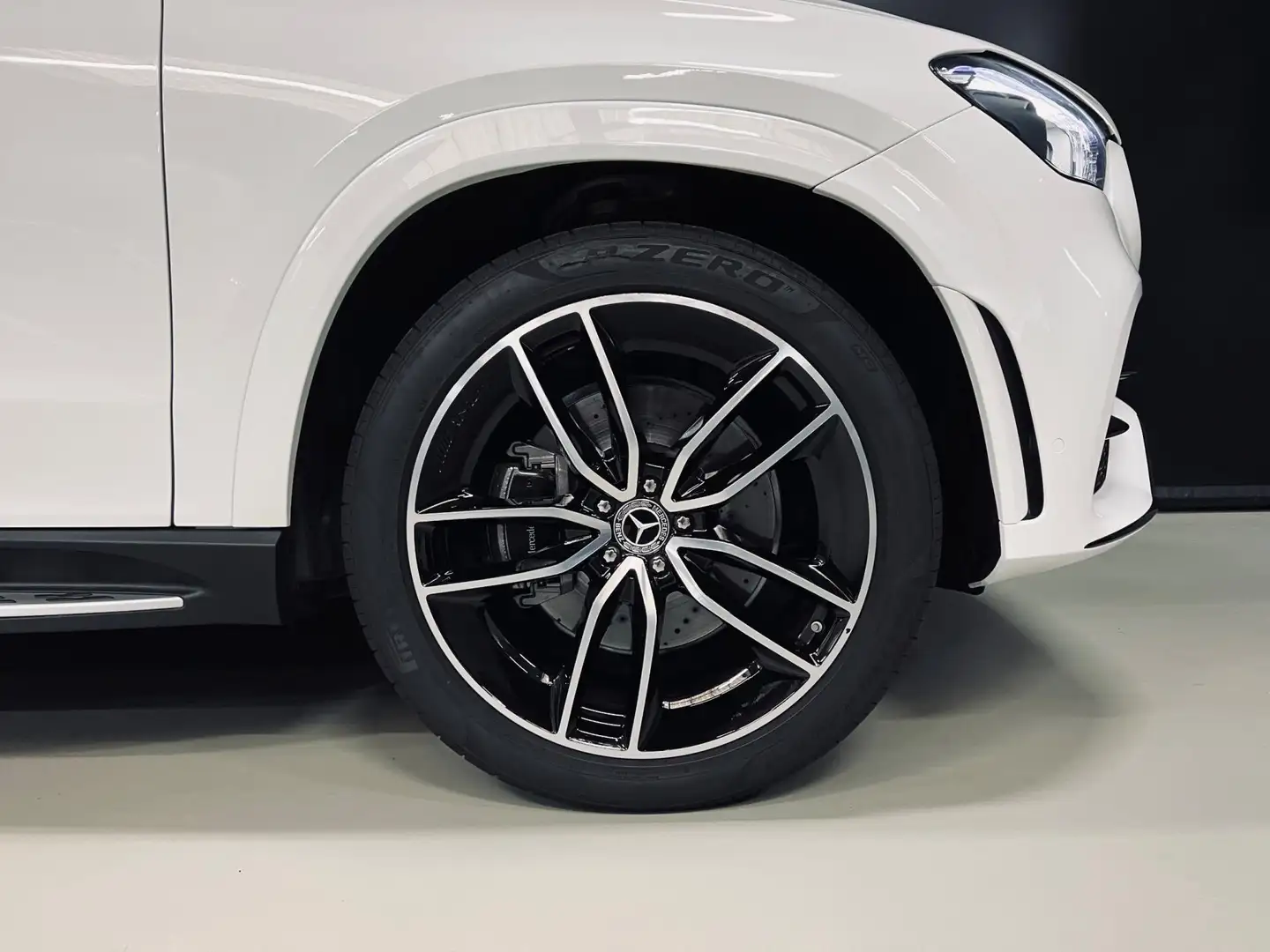 Mercedes-Benz GLE 350 d 4MATIC AMG Grijs Kenteken, Pano, Luchtvering, Ni White - 2