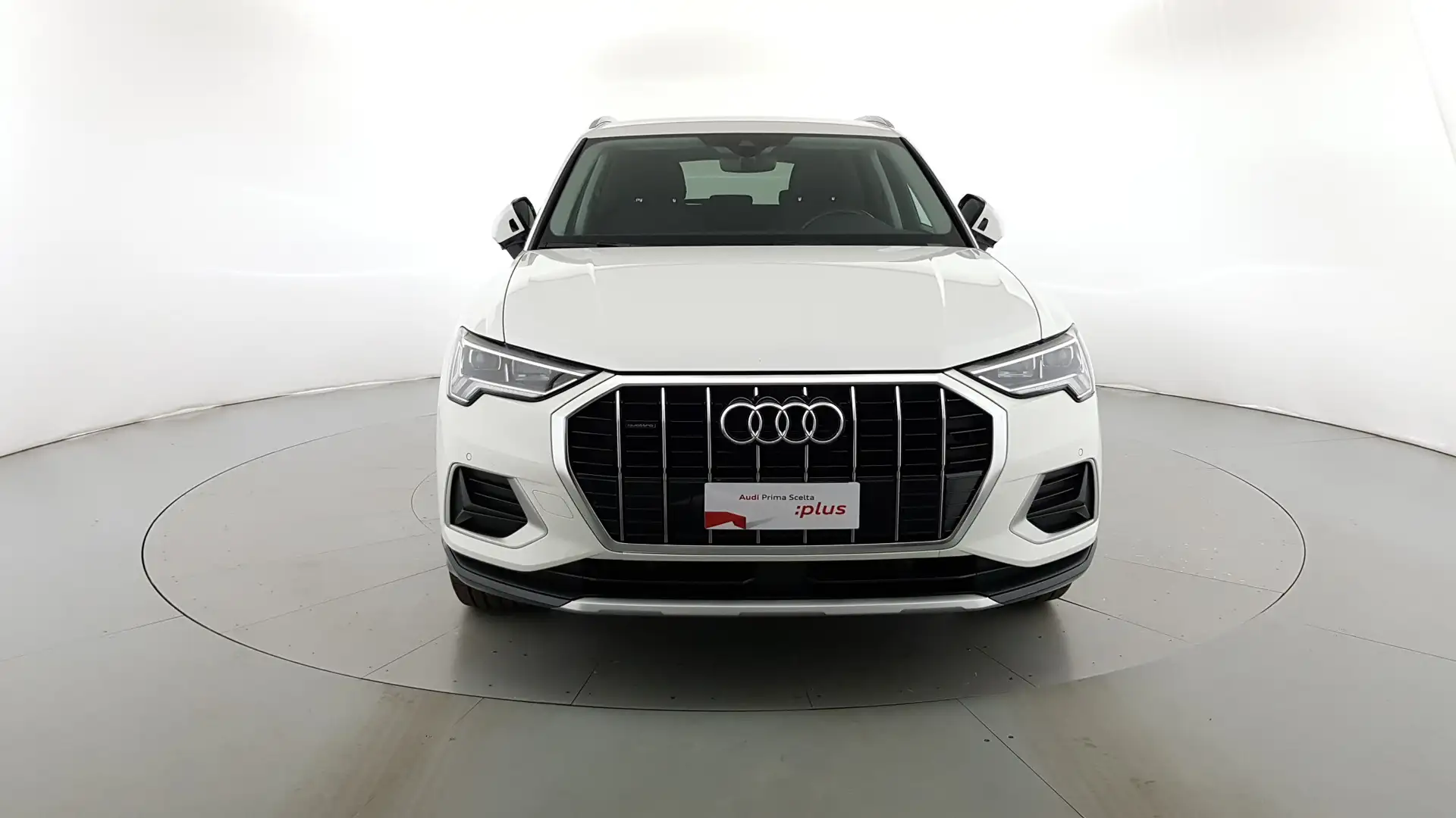 Audi Q3 35 2.0 tdi Business Advanced quattro s-tronic Bianco - 2