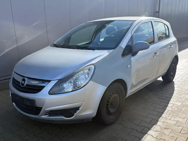 Opel Corsa view 2
