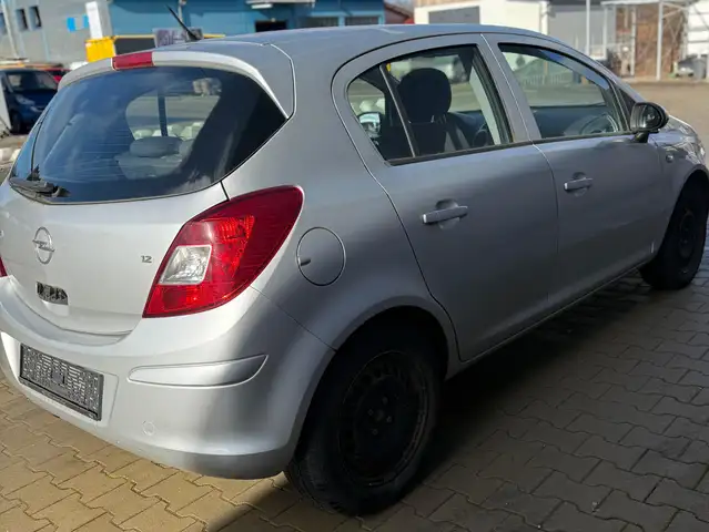 Opel Corsa view 14