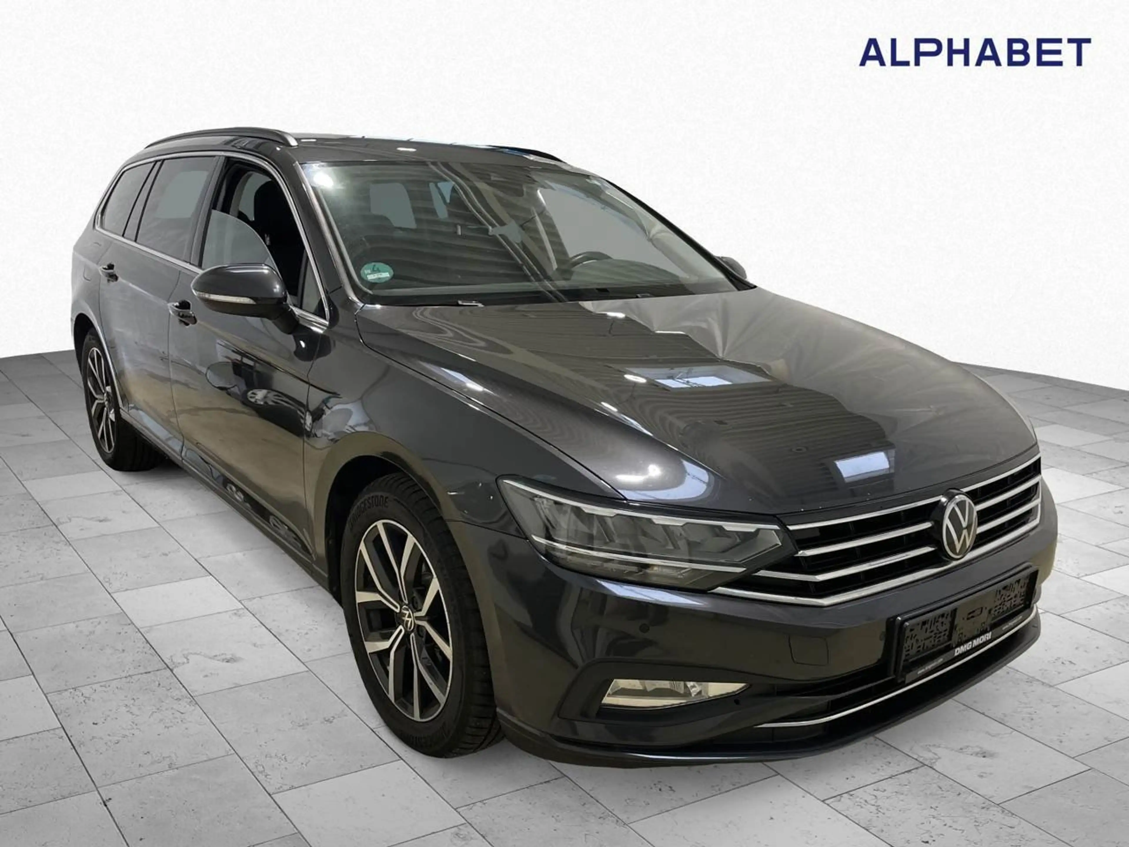 Volkswagen Passat Variant 2.0 TDI BMT Business AHK ACC BLIS — photo 8