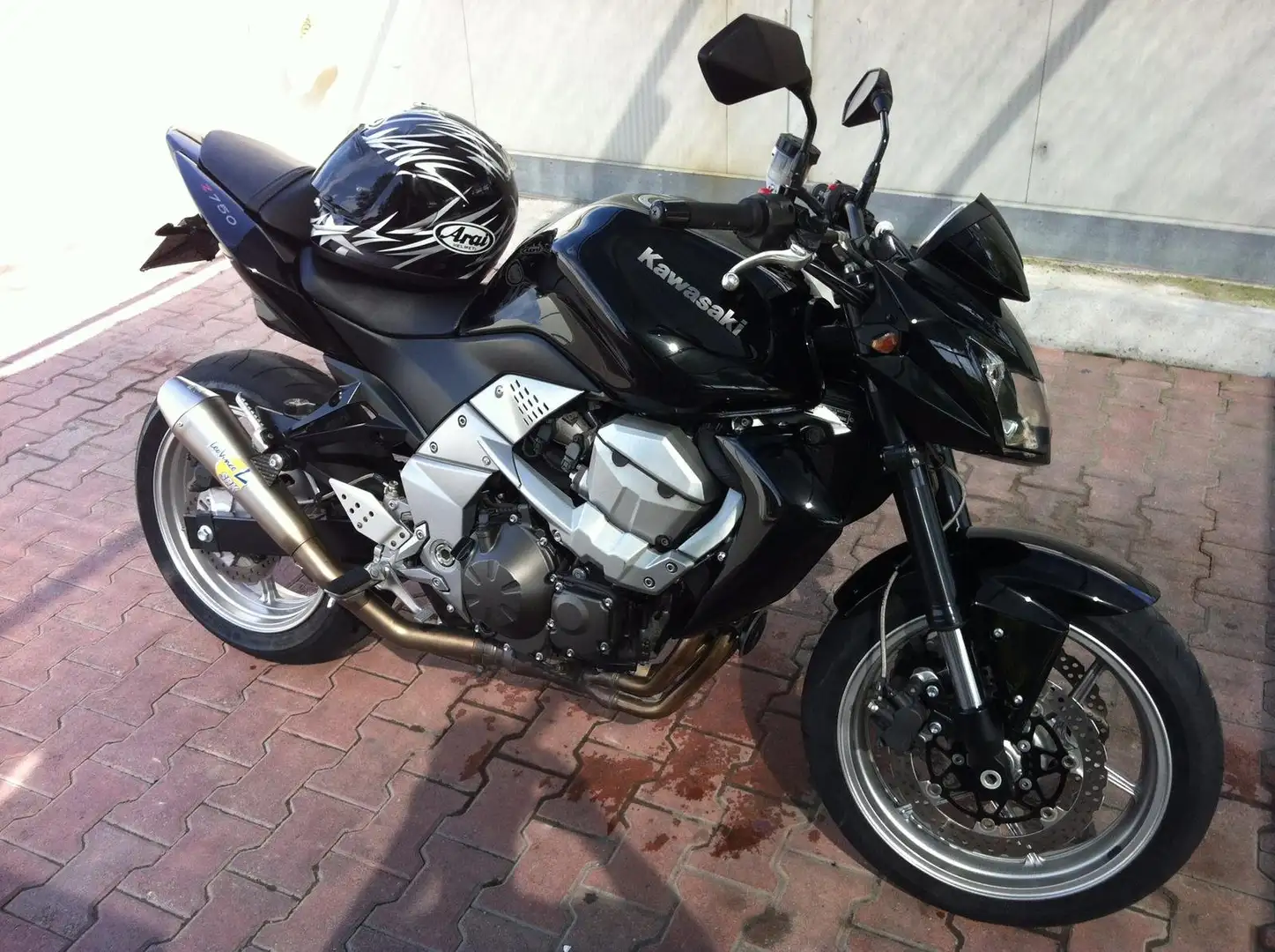 Kawasaki Z 750 Nero - 1