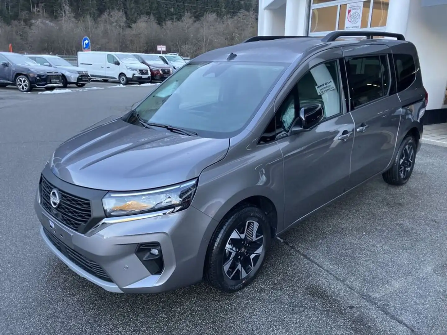 Nissan Townstar L2 DIG-T 130 Tekna Evalia 7DCT Grau - 2