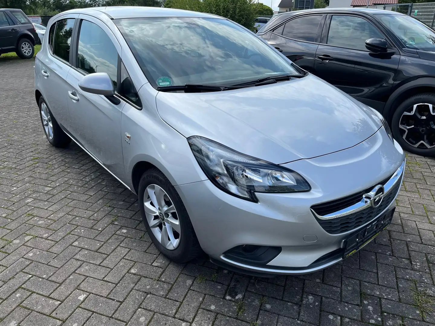 Opel Corsa E Active (90) PS + SHZ + LHZ + IntellLink Silber - 2