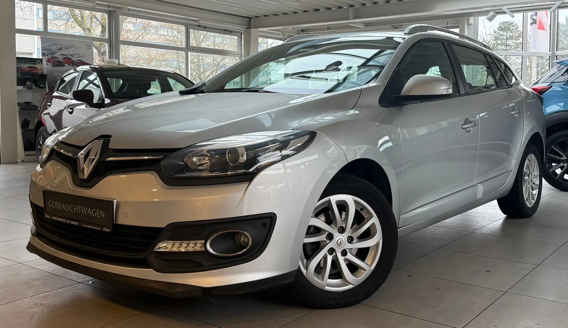 Renault Megane Paris Navi Sitzheizung Klimaautomatik PDC Vo+Hi Silber - 1