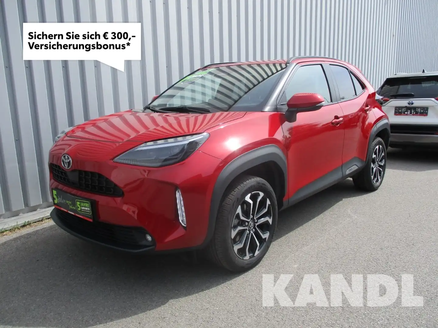 Toyota Yaris Cross 1.5 VVT-i Hybrid Active Drive Aut. Rot - 1