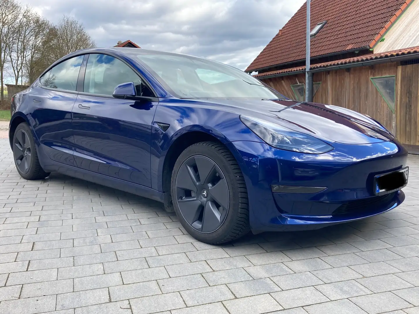 Tesla Model 3 Model 3 Langstreckenbatt. Allradantrieb Dual Motor Blau - 1