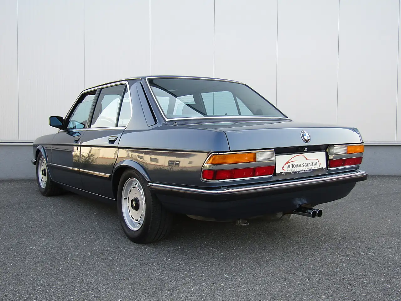 BMW 535 i KAT E28M30 sehr schöner Zustand, foto 3