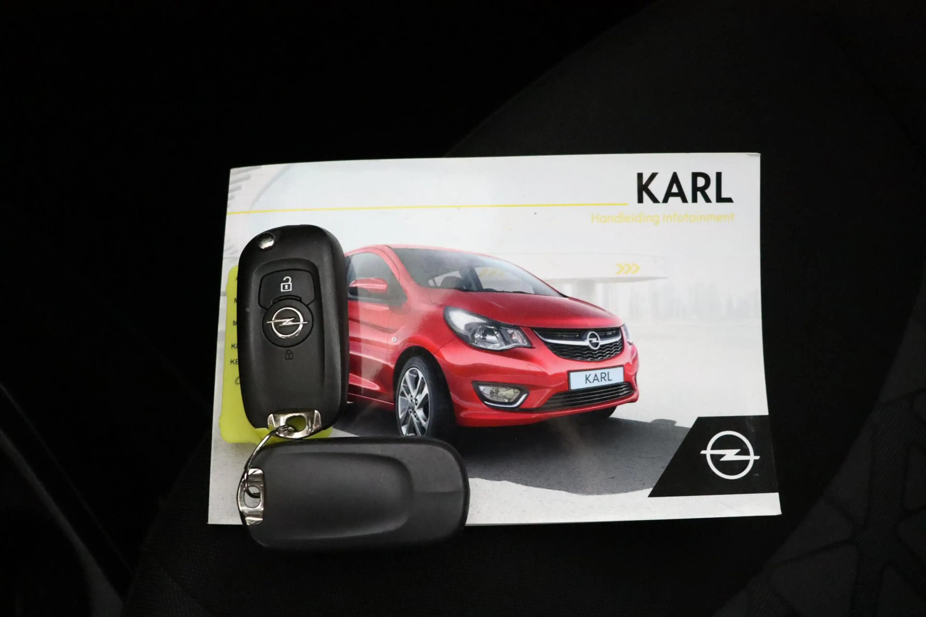 Opel Karl 1.0 ecoFLEX 120 Jaar Edition — photo 10