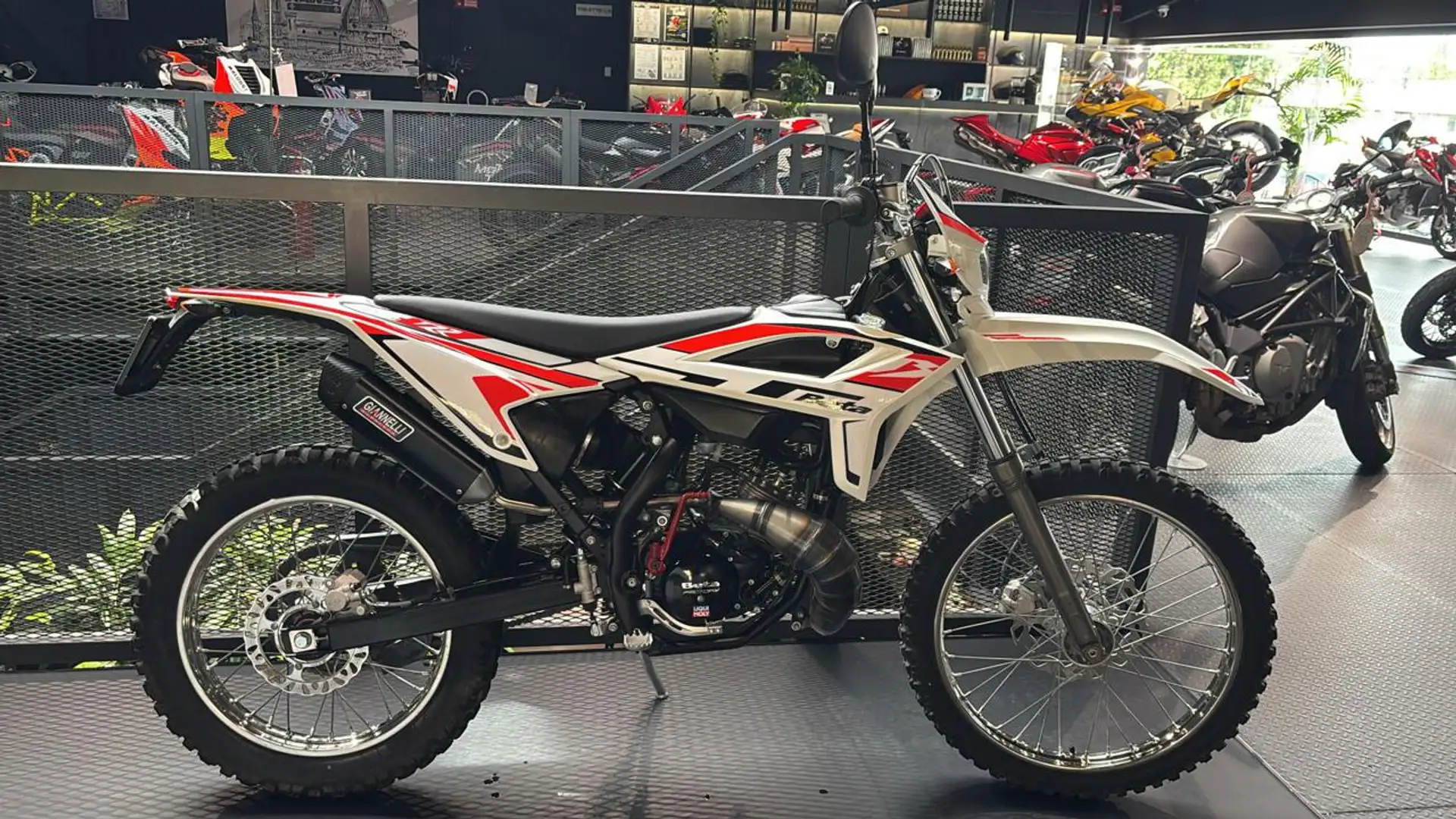 Beta RR 50 Enduro Bílá - 1