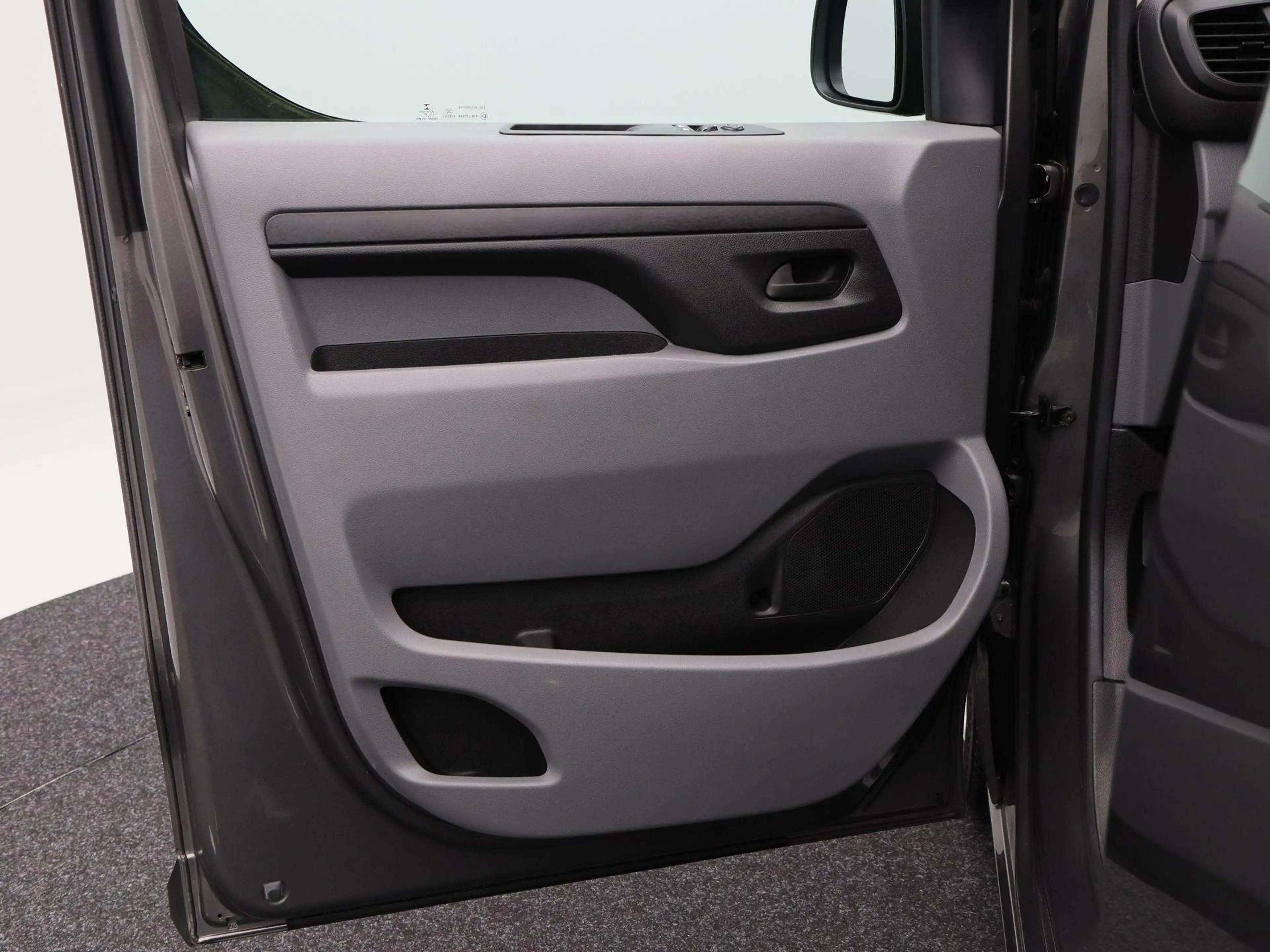 Peugeot Expert 1.5 BlueHDi 100 Standard Premium | Cruise Control — photo 15
