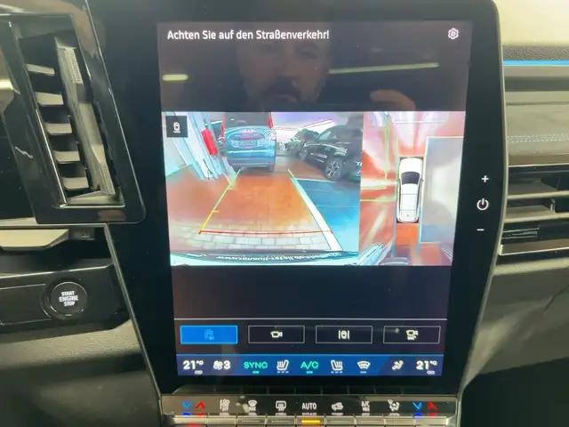 Renault Espace view 16