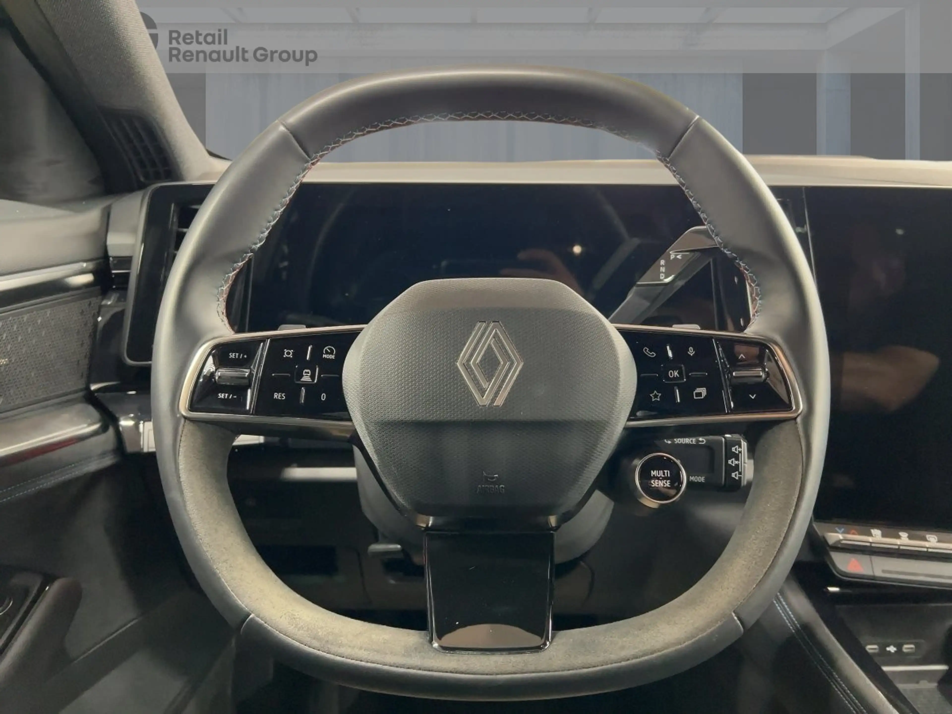 Renault Espace ESPRIT ALPINE E-TECH FULL HYBRID 200 PANORAMADACH — photo 11