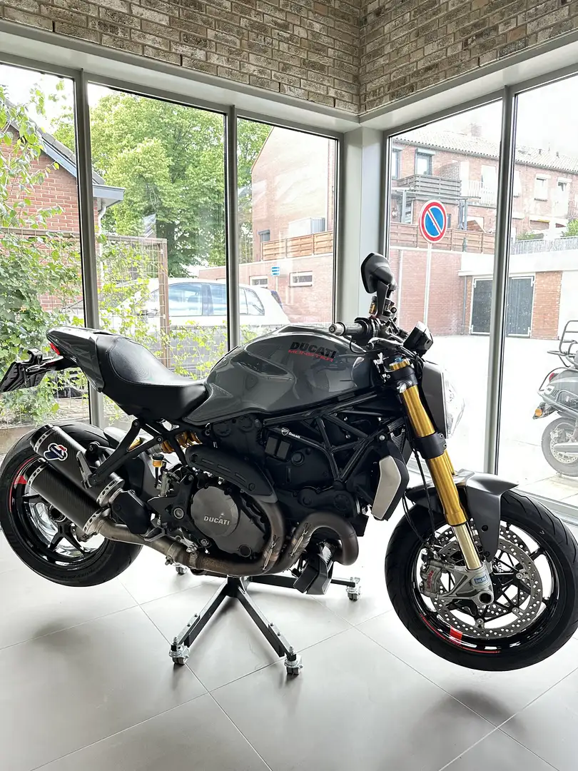Ducati Monster 1200 S Grijs - 1