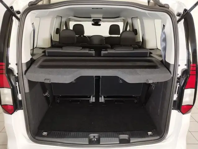Volkswagen Caddy view 7