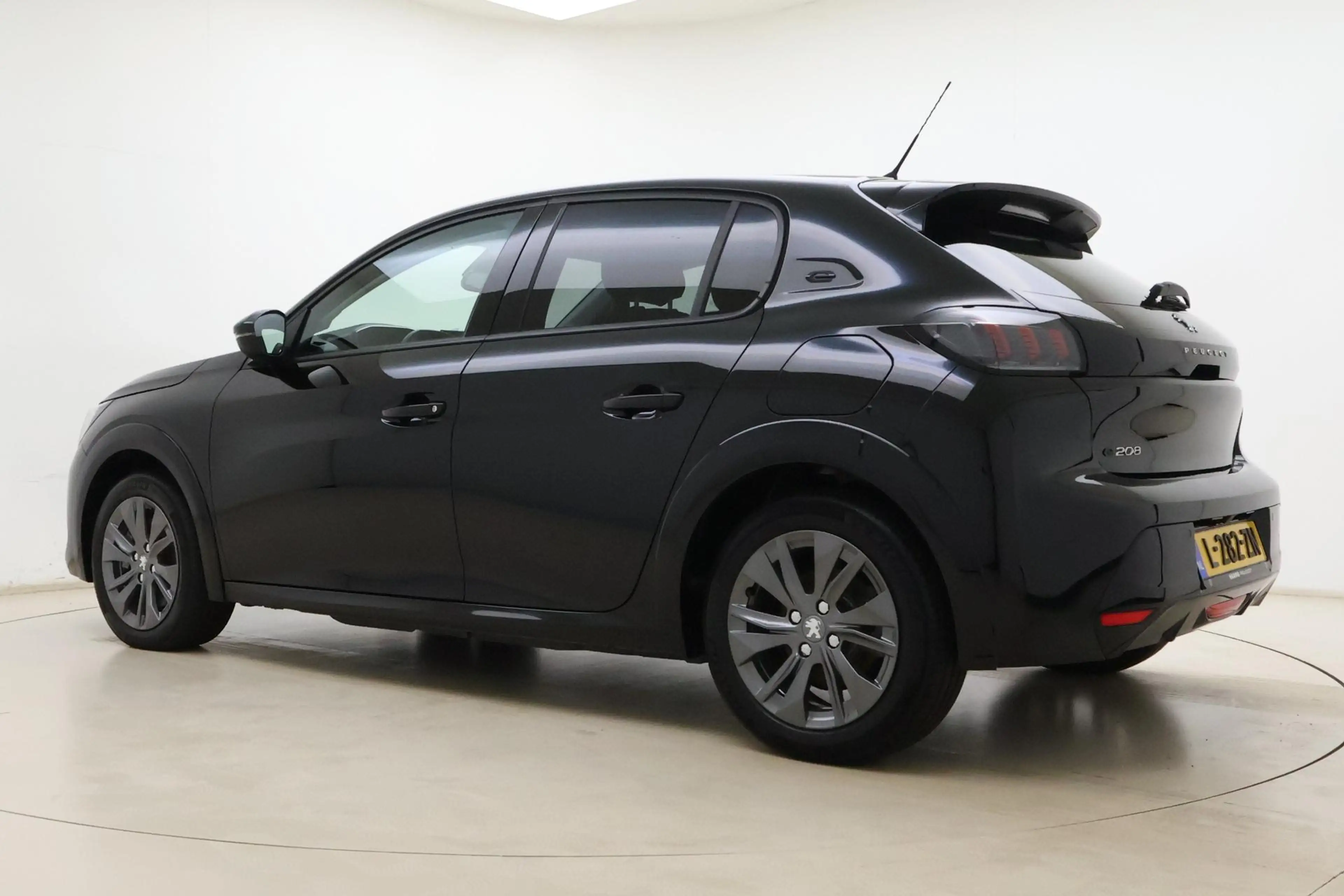 Peugeot e-208 EV Allure Pack 50 kWh | SOH 95% | Apple Carplay/An — photo 12