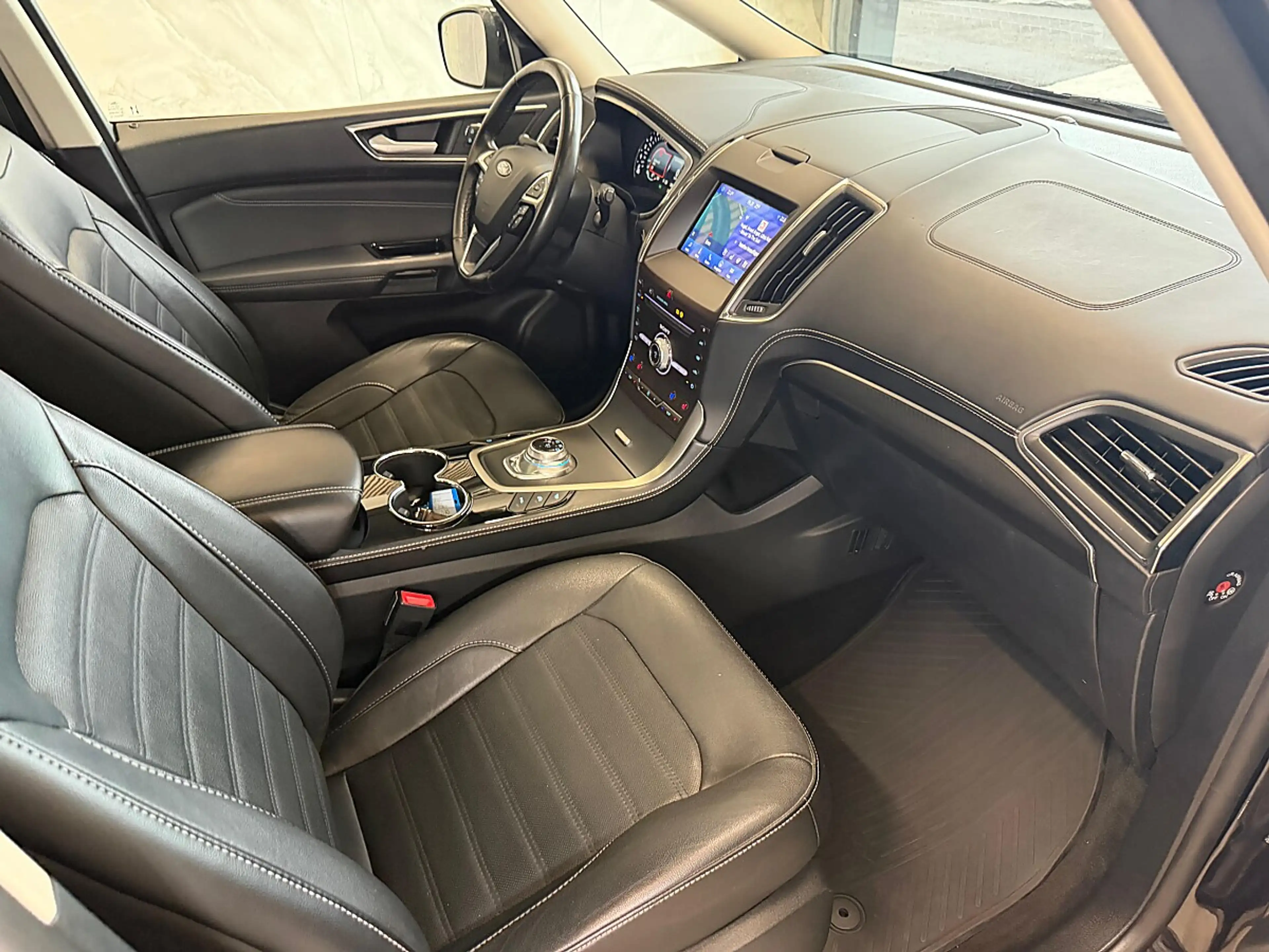 Ford Galaxy 2,0 EcoBlue Vignale AWD Aut. Tempomat, Kollisio... — photo 13