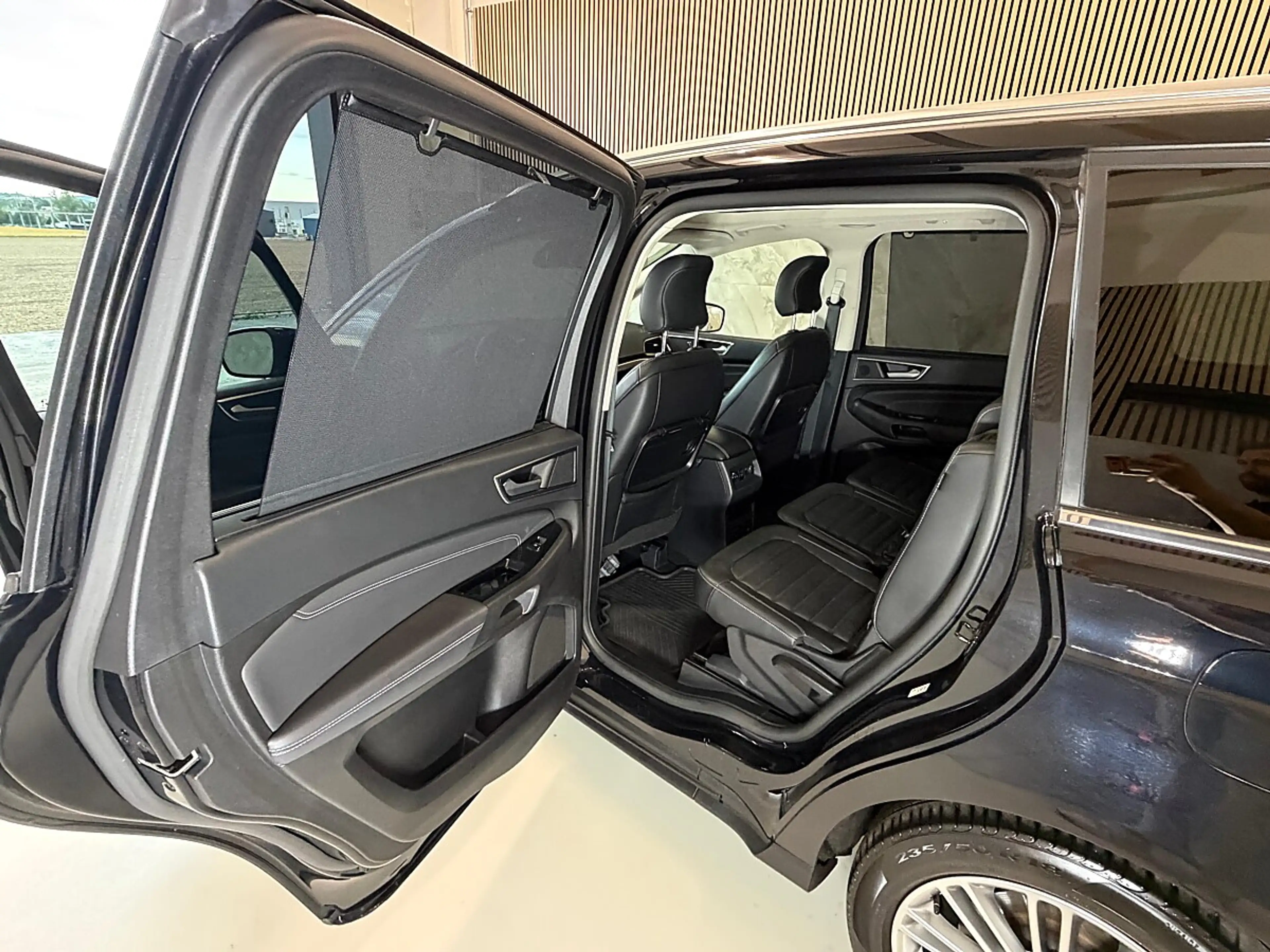 Ford Galaxy 2,0 EcoBlue Vignale AWD Aut. Tempomat, Kollisio... — photo 14