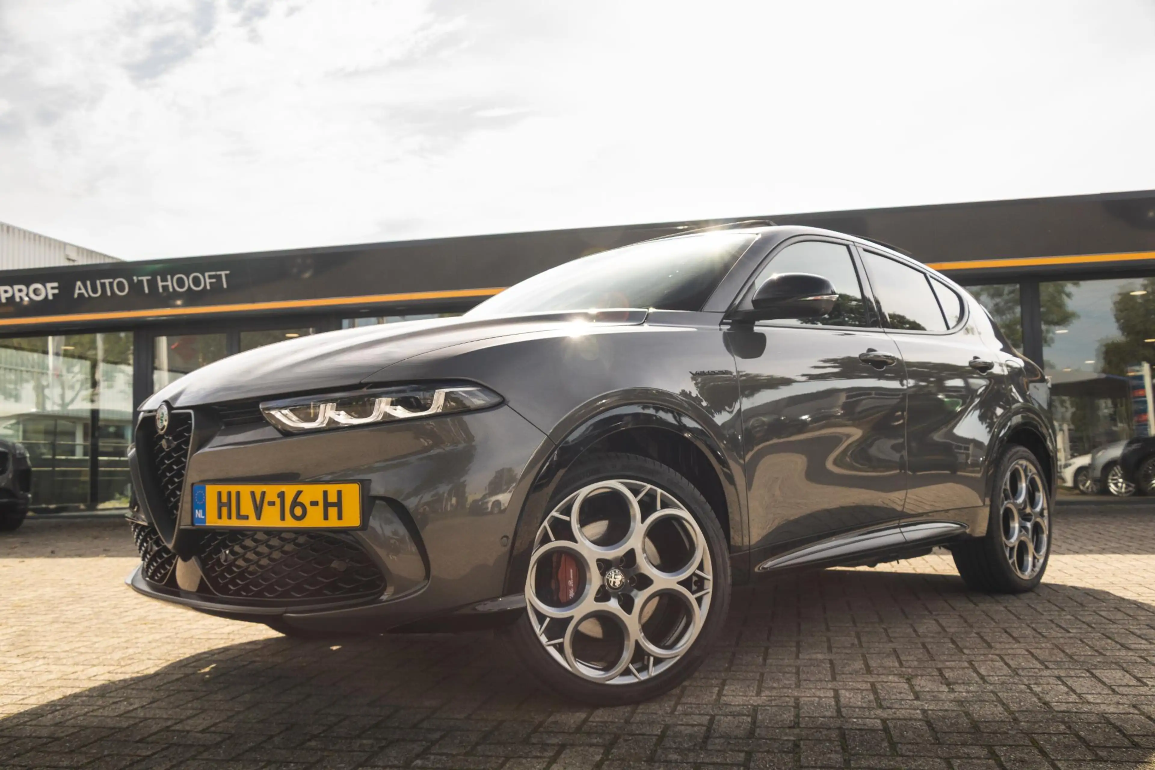 Alfa Romeo Tonale 1.3T PHEV Veloce Pano Lederen — photo 5