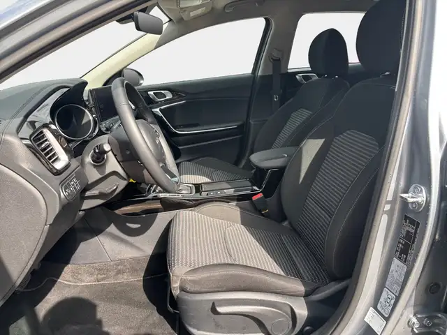 Kia Ceed view 8