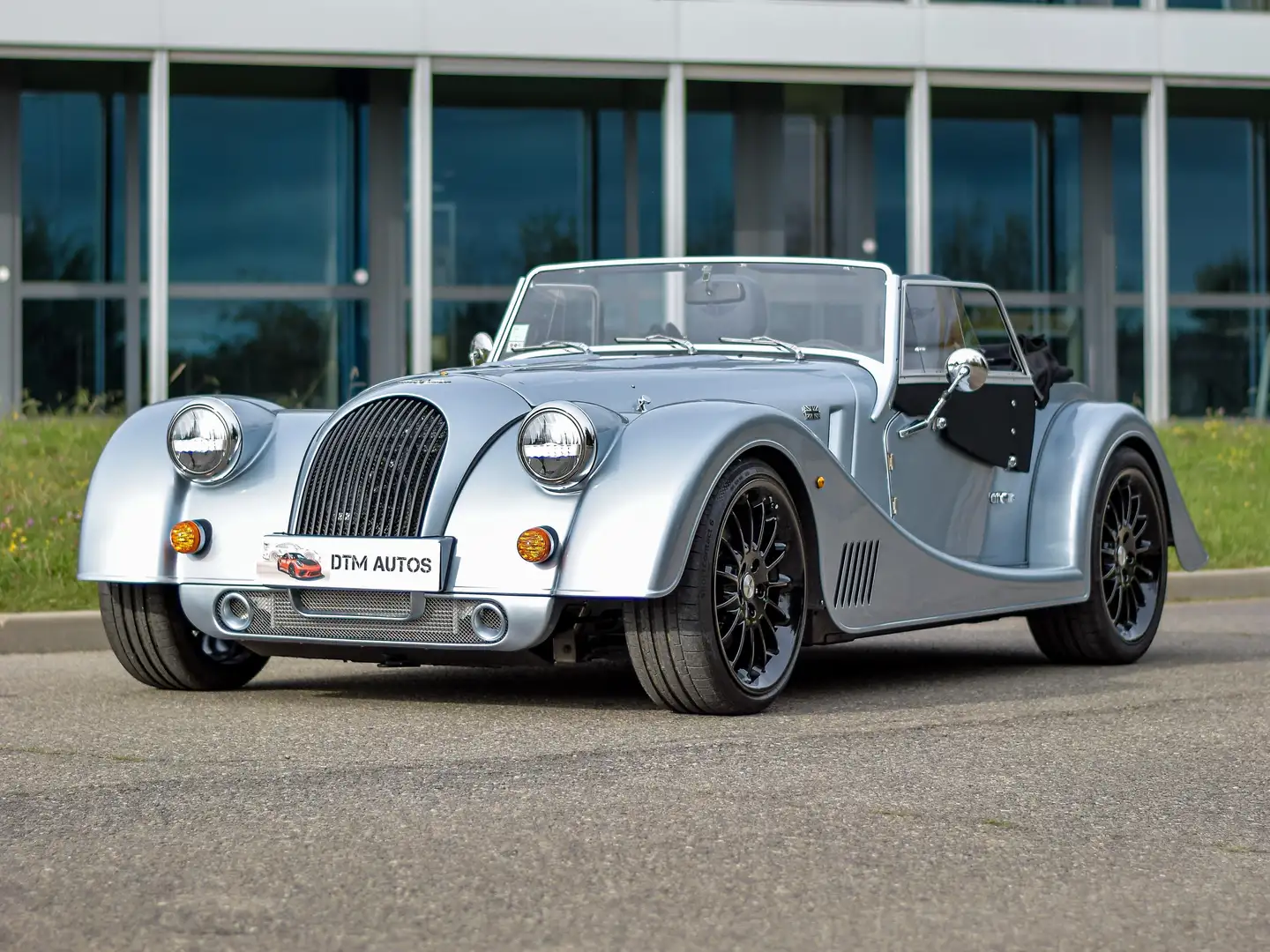 Morgan Plus Six 3.0 L 335 ch Argintiu - 1