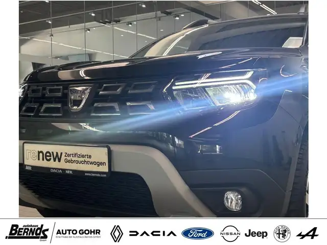 Dacia Duster view 26