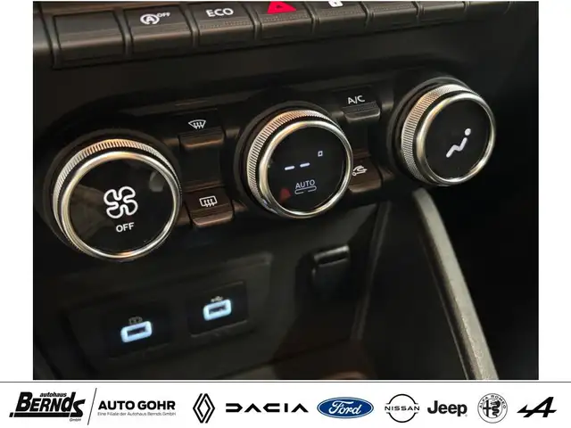 Dacia Duster view 21