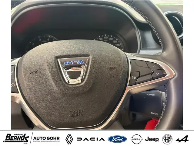 Dacia Duster view 15