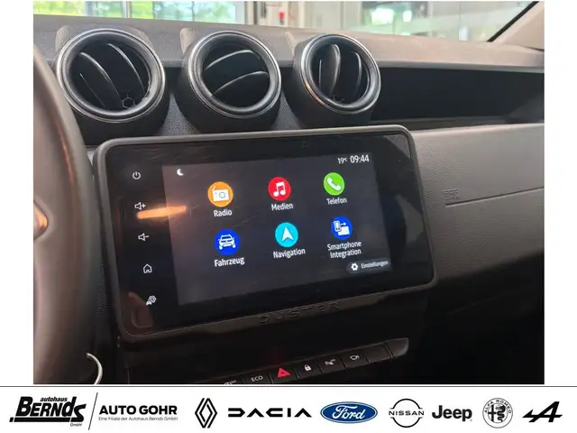 Dacia Duster view 17