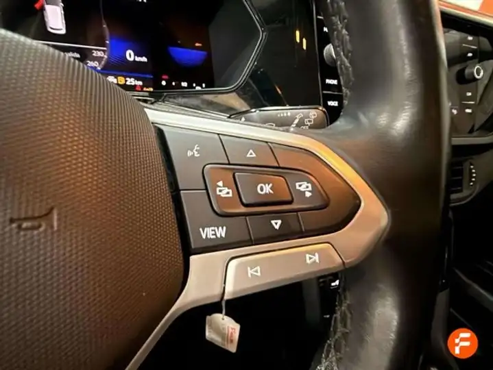 Volkswagen T-Cross Advance 1.0 TSI 2023, foto 15