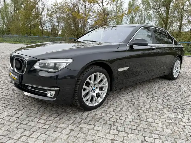 BMW 750 D LANG xDrive TV/HUD/360grad/ASSIST/*VOLL*