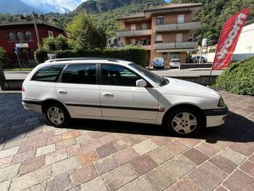 Avensis I 1998 SW 2.0 td Sol