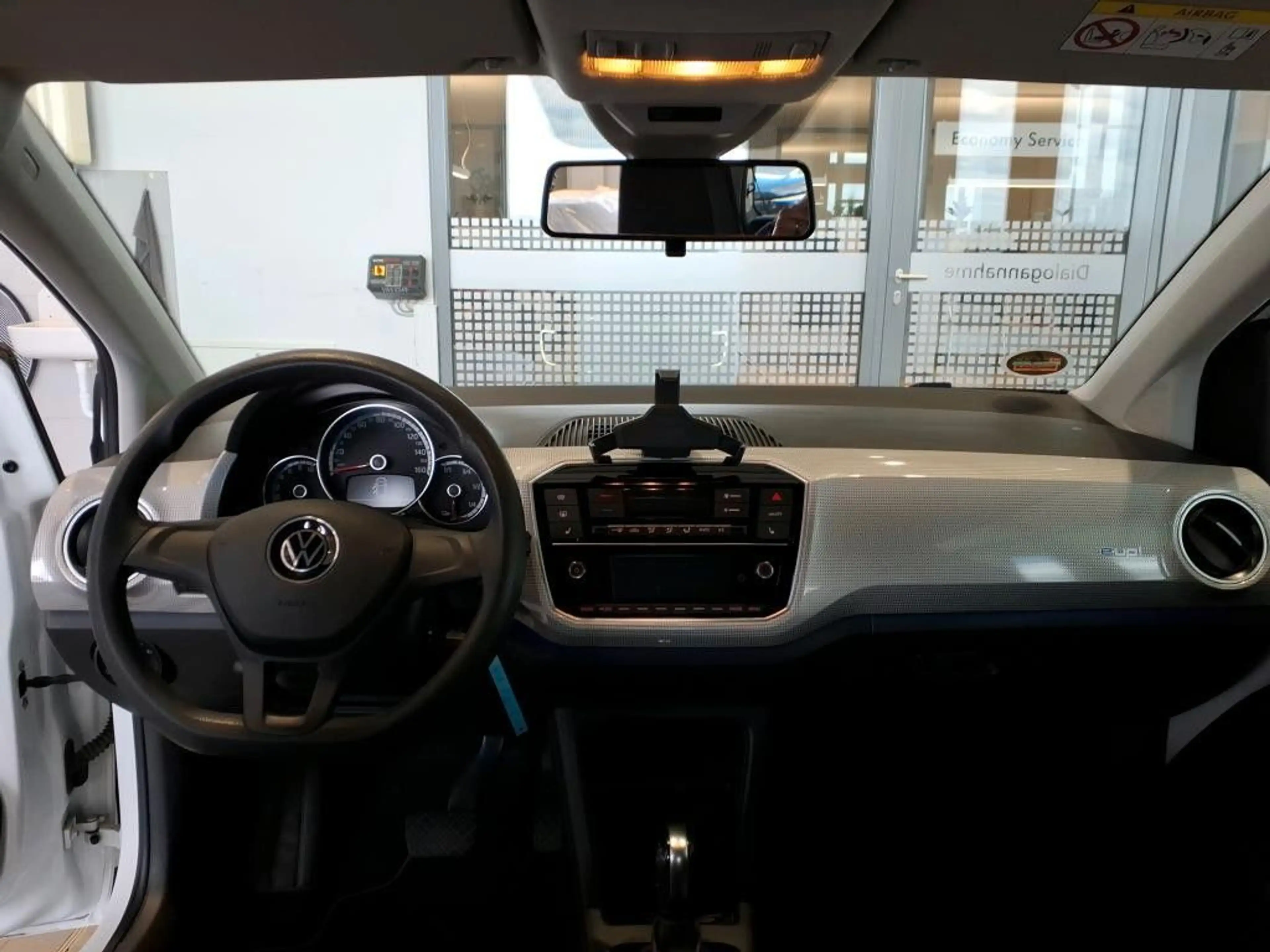 Volkswagen e-up! move Aut. SHZ PDC Kamera CCS Alu — photo 5