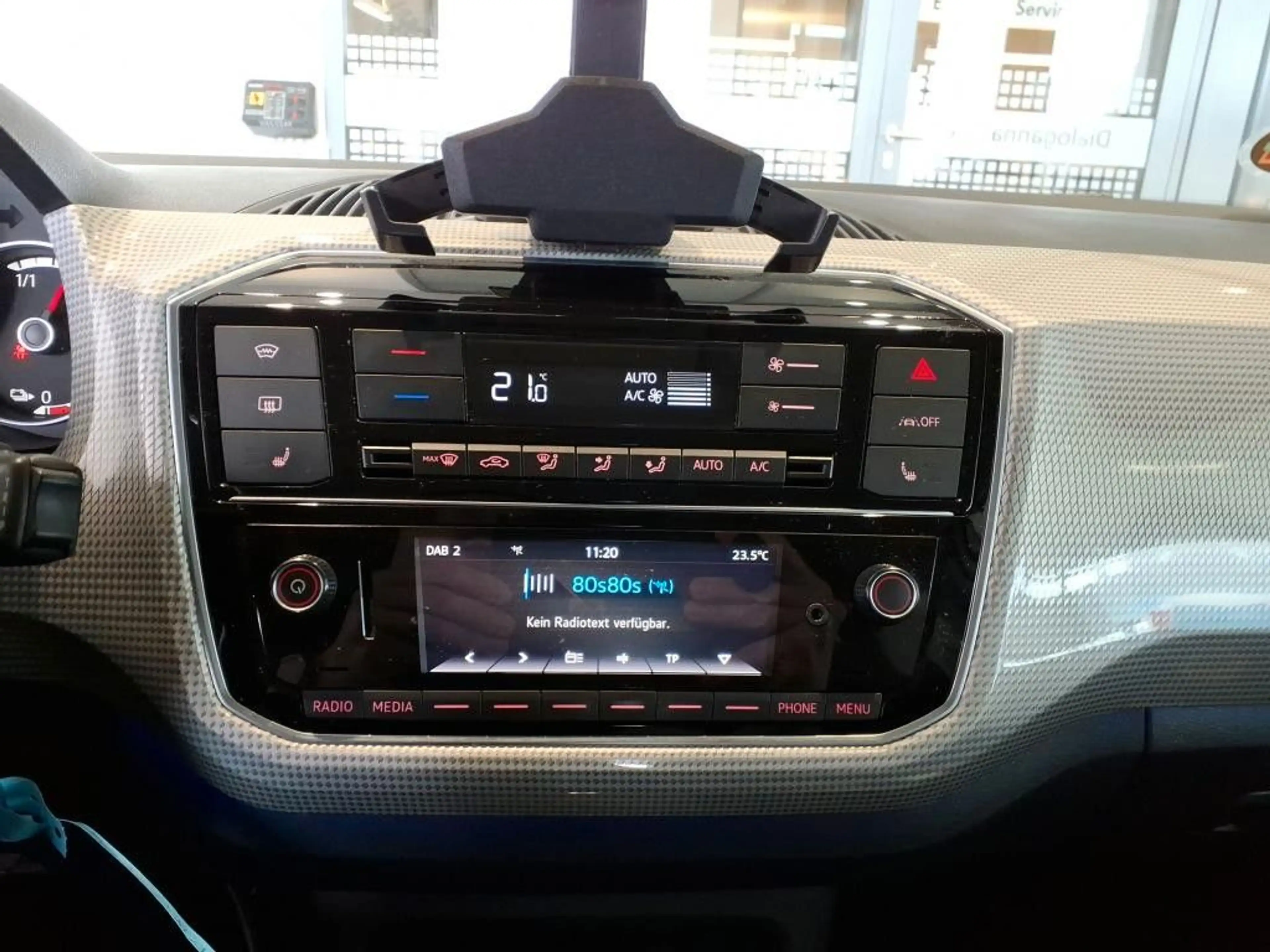Volkswagen e-up! move Aut. SHZ PDC Kamera CCS Alu — photo 6