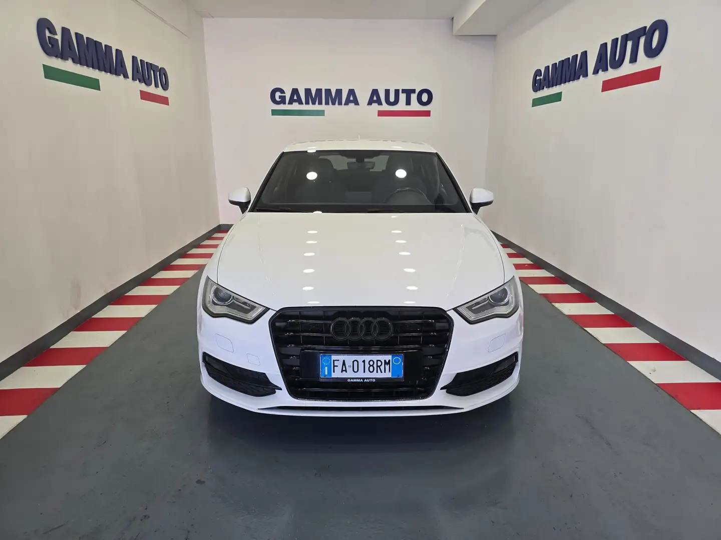 Audi A3 2.0 TDI 3P S-LINE 184CV NAVI MOTORE NUOVO EURO 6 Bianco - 1