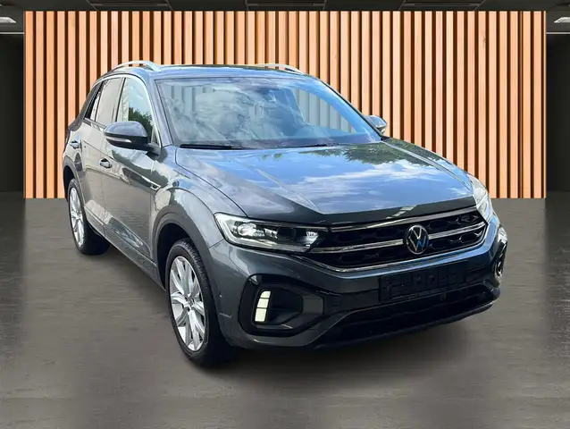 Volkswagen T-Roc view 14