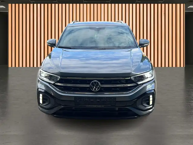 Volkswagen T-Roc view 15