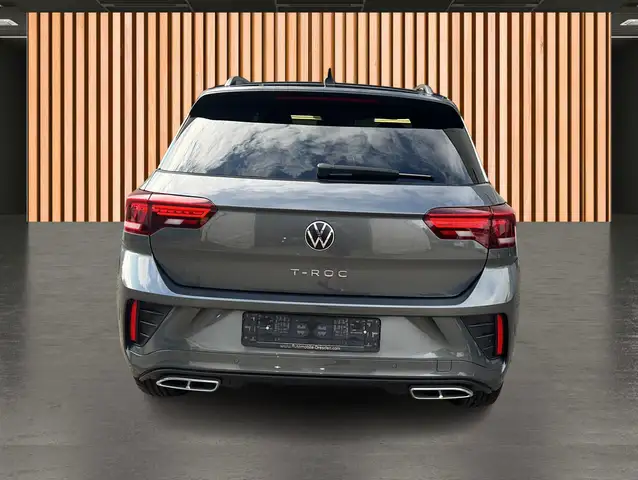 Volkswagen T-Roc view 16